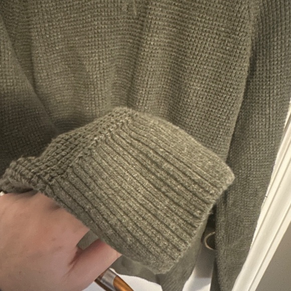 GAP Waffle Knit Crewneck Sweater Mens Medium Olive green - Picture 2 of 5